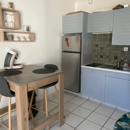 - Studio 2 Personnes A 50m De La Plage *
